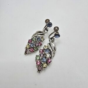 Vintage Multicolor Stones In Silver Tone Screw-back Earrings